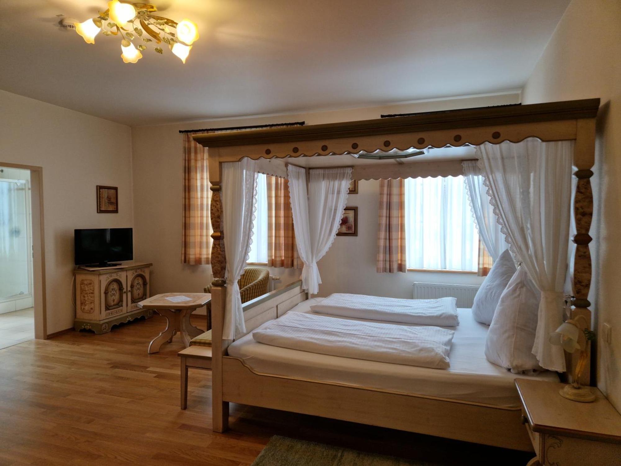 Landgasthof Krone เซนเดน ภายนอก รูปภาพ